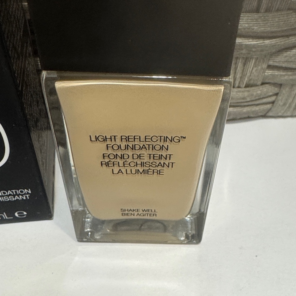 NARS Light Reflecting Foundation & Translucent Powder Duo - Light 3 Gobi - Picture 6 of 10
